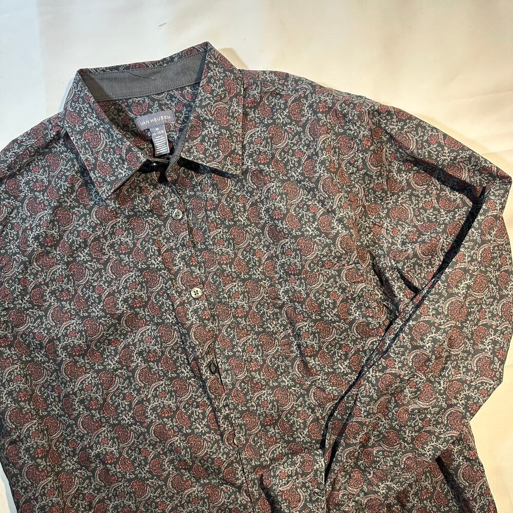 NWT Van Heusen Gray Floral Print Button Up Top Sz M